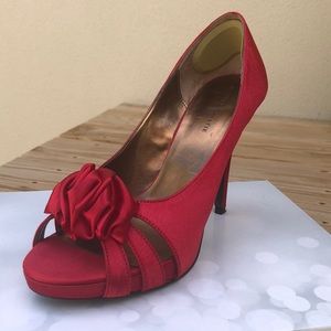 6” heels red color designed by Kelly & Kate